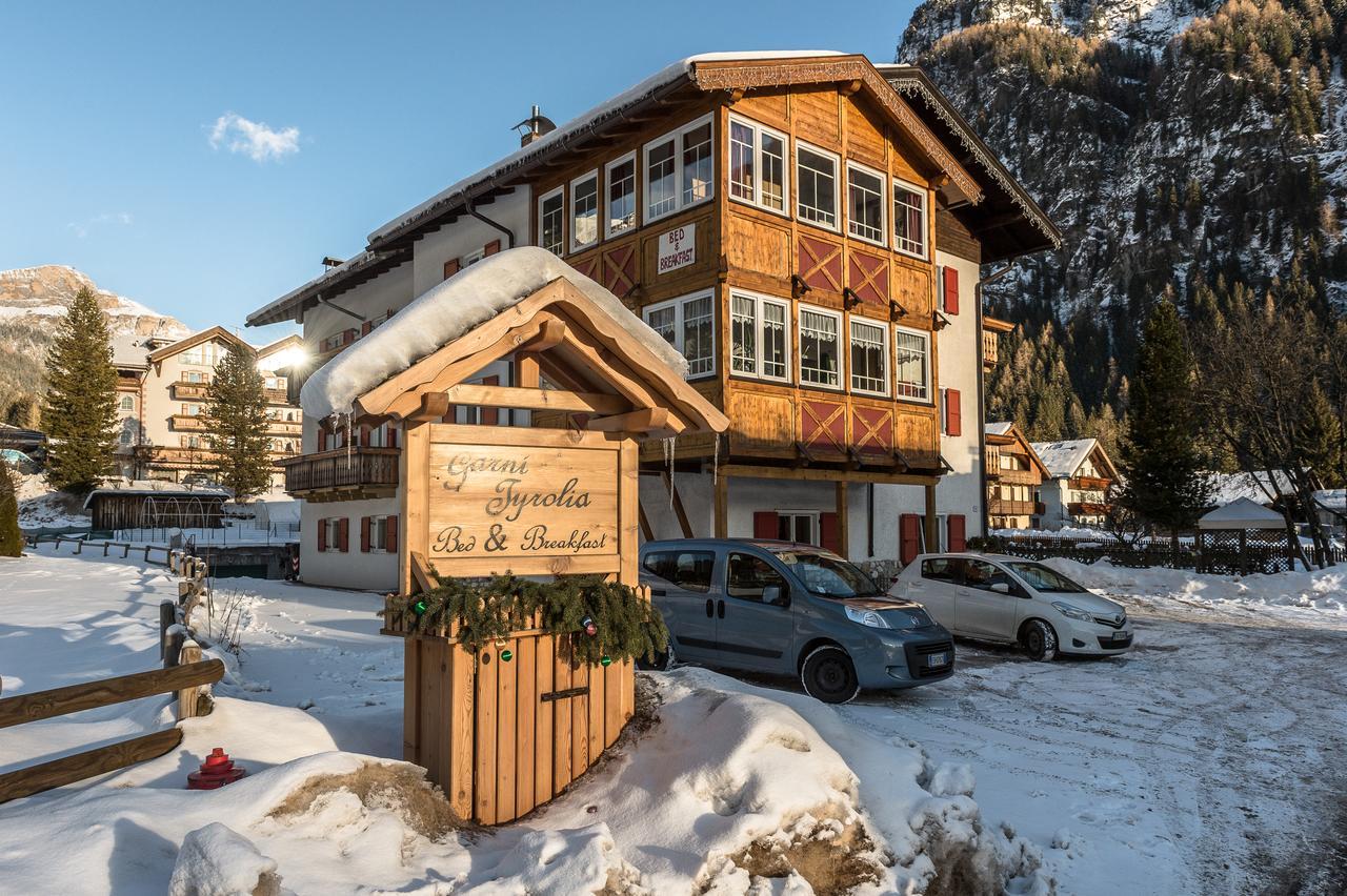 Garni Tyrolia Otel Campitello di Fassa Dış mekan fotoğraf